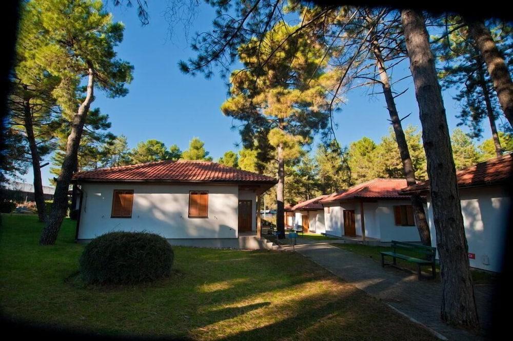 Bungalows Sport Centar Меджугорье Экстерьер фото