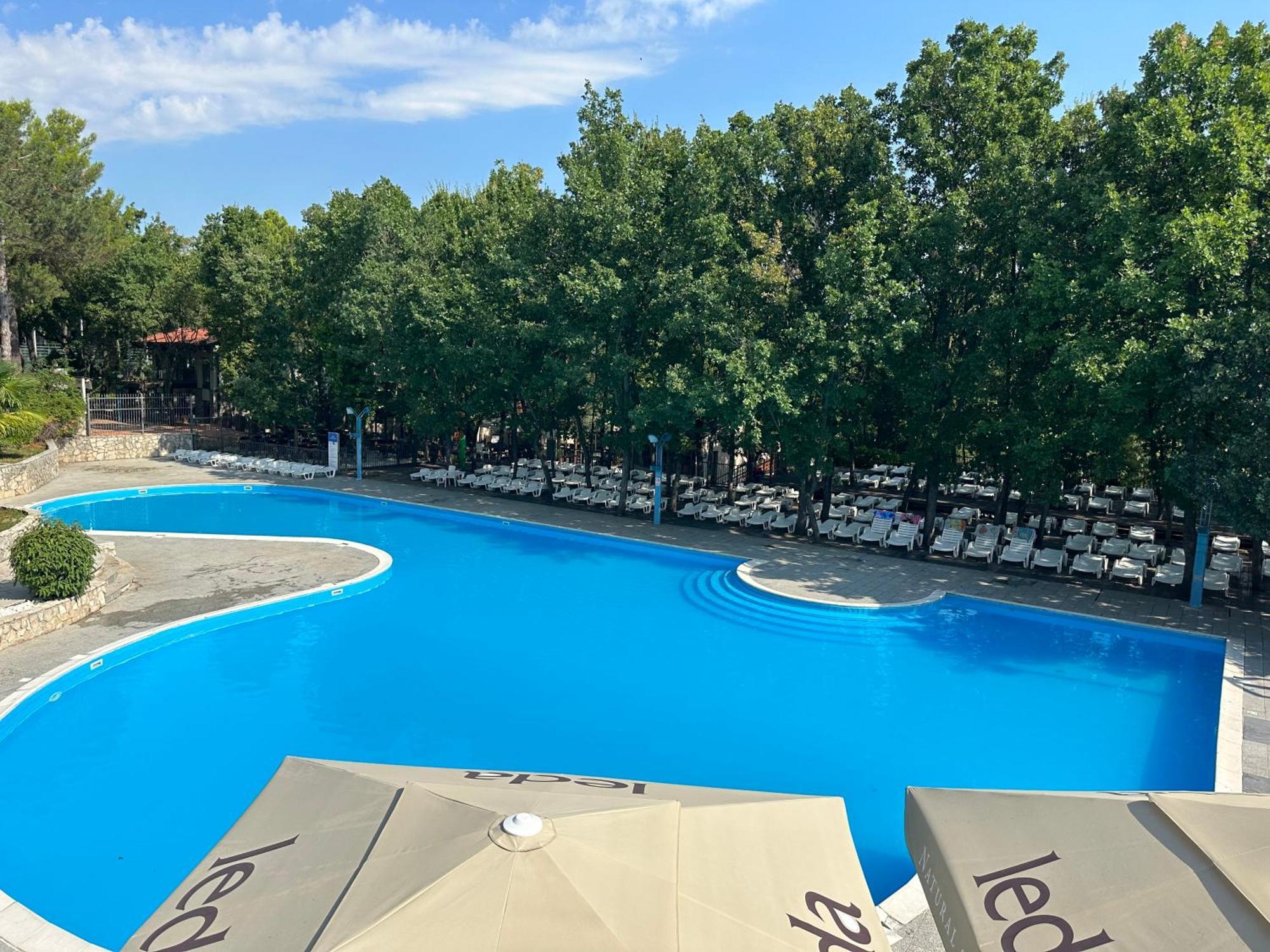 Bungalows Sport Centar Меджугорье Экстерьер фото